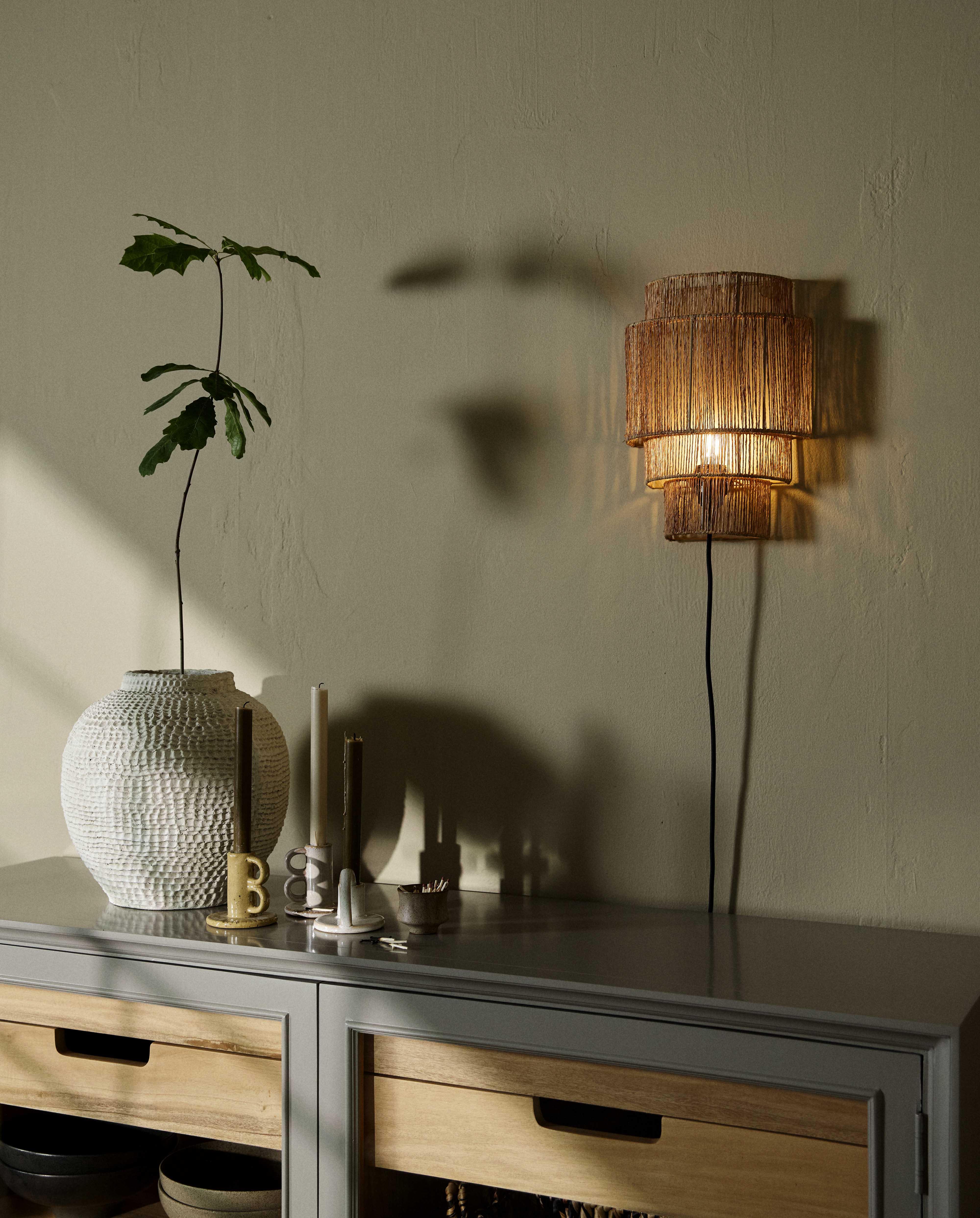 AIDOS vägglampa