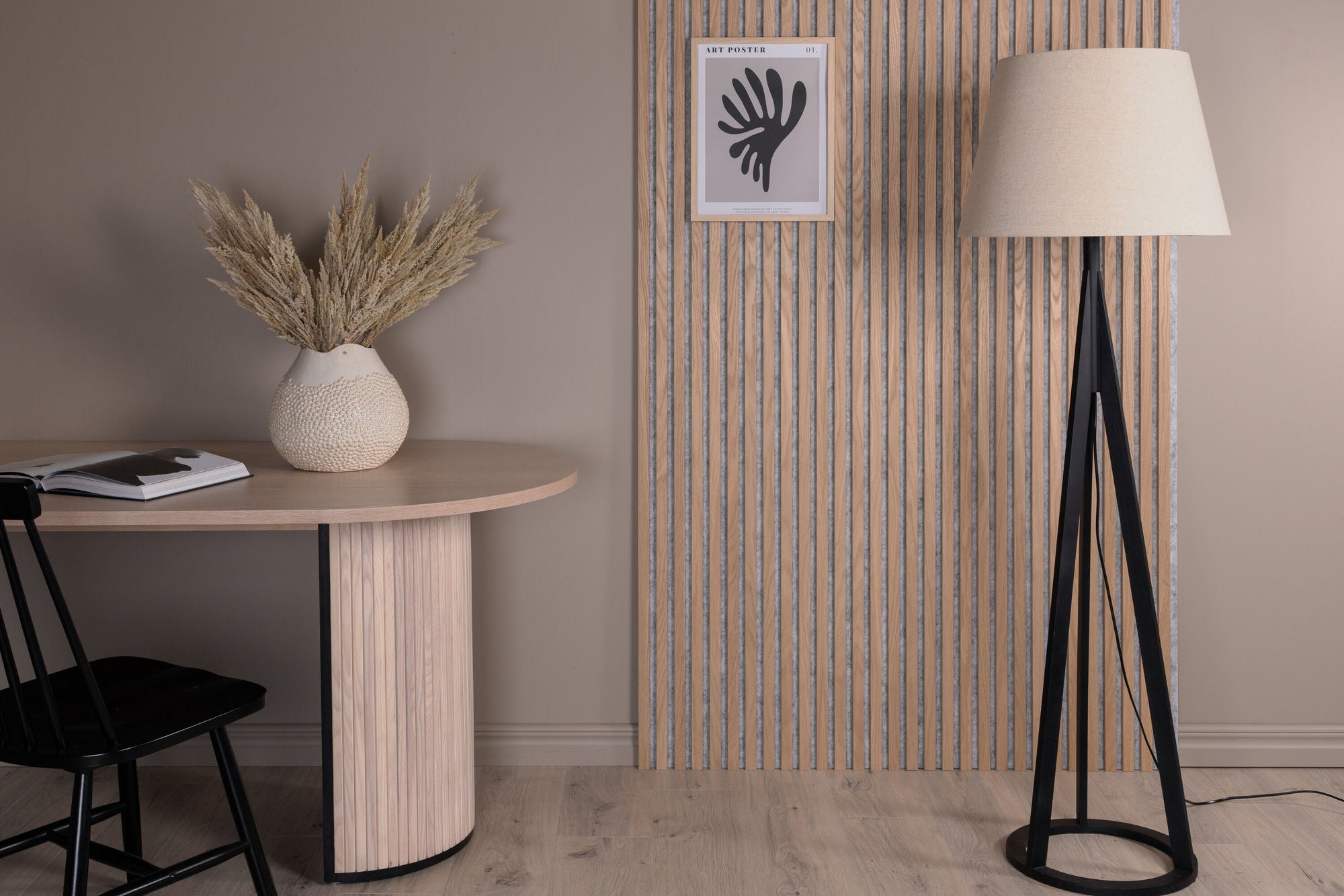 Kona - Golvlampa