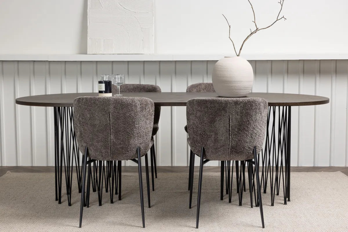 Sten Oval Matbord med Modesto Matstol