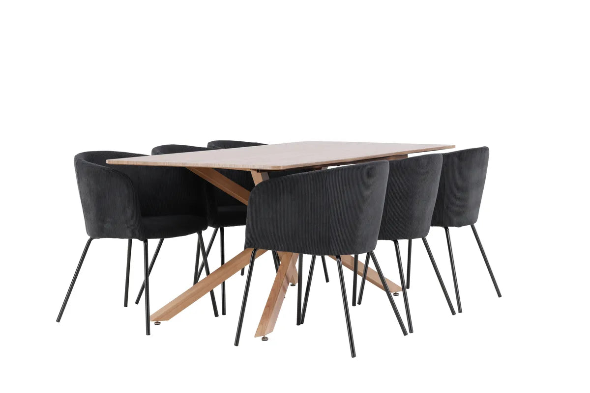 Piazza Matbord med Berit Matstol