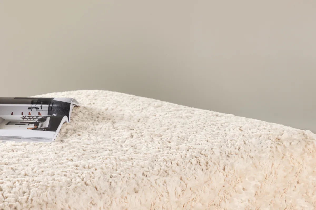 Frankie Pouf - Beige Faux fur / FSC 100%