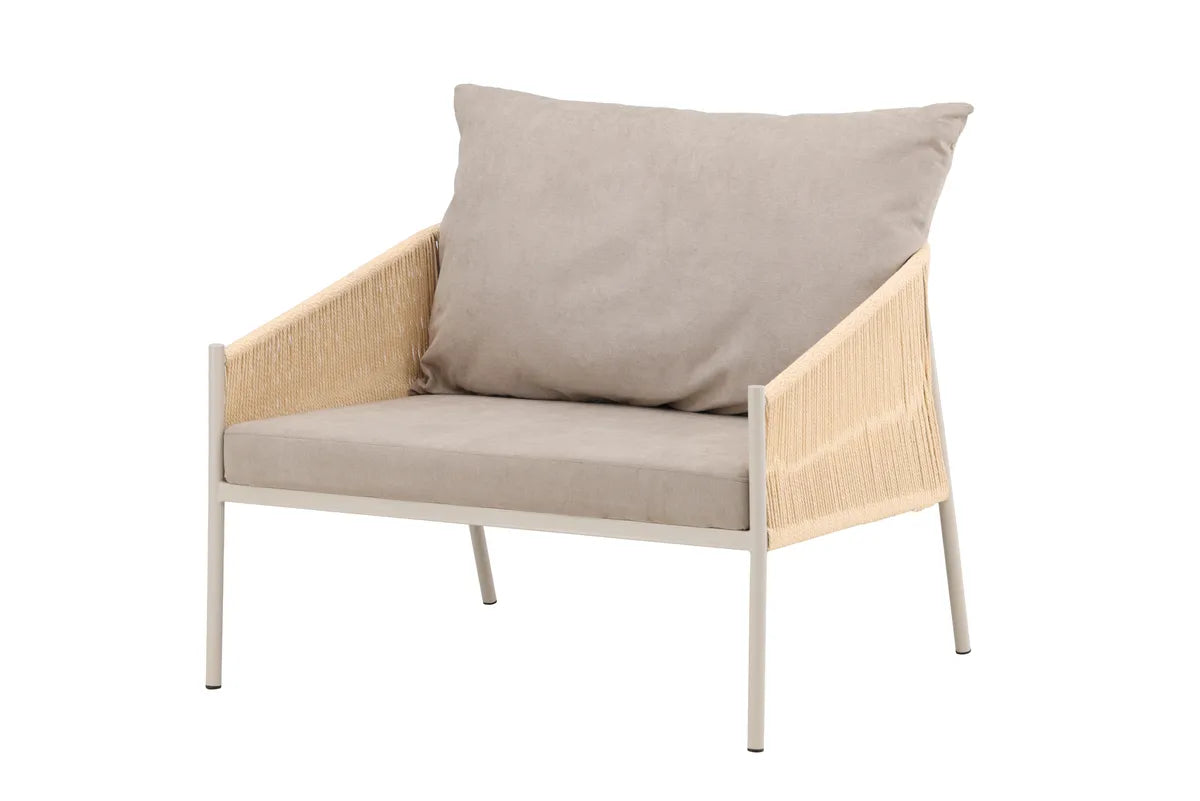 Louie Lounge Chair