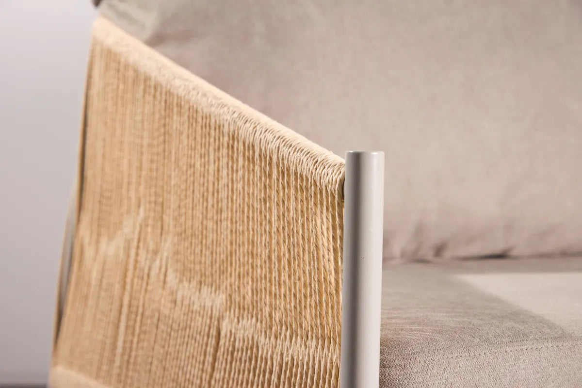 Louie Lounge Chair